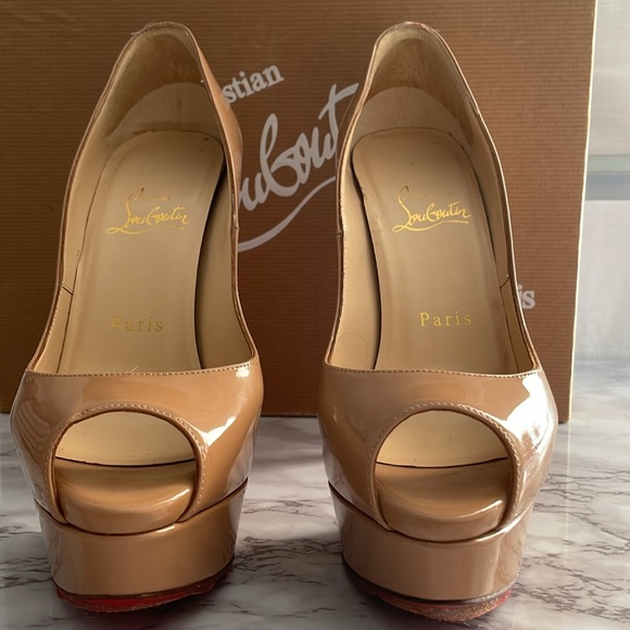 Only worn a couple times- Dusty bag and box included. - Picture 7 of 7